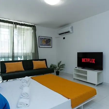 Esclusiva Fronte Mare, Vicino Al Centro Citta * פסקרה