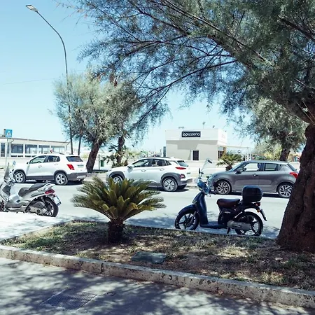 Esclusiva Fronte Mare, Vicino Al Centro Citta Apartament