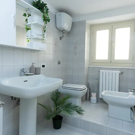 Esclusiva Fronte Mare, Vicino Al Centro Citta